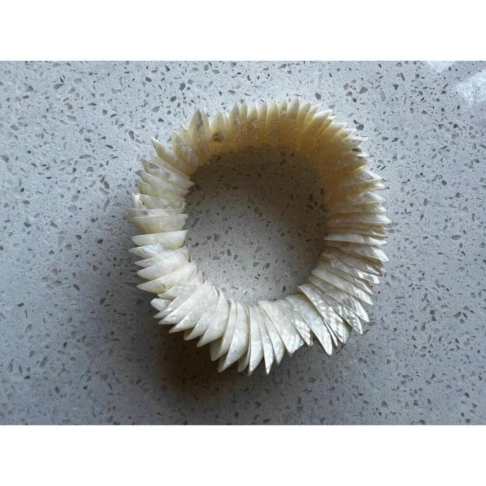 Vintage Caribbean Beach Sea Shell Stretch Off White Lustrous Cuff Bracelet